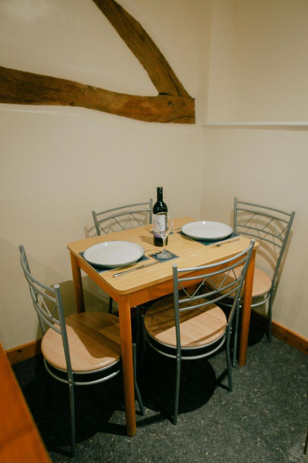 Granary At Tyddyn Isaf Vila Ruthin Exterior foto